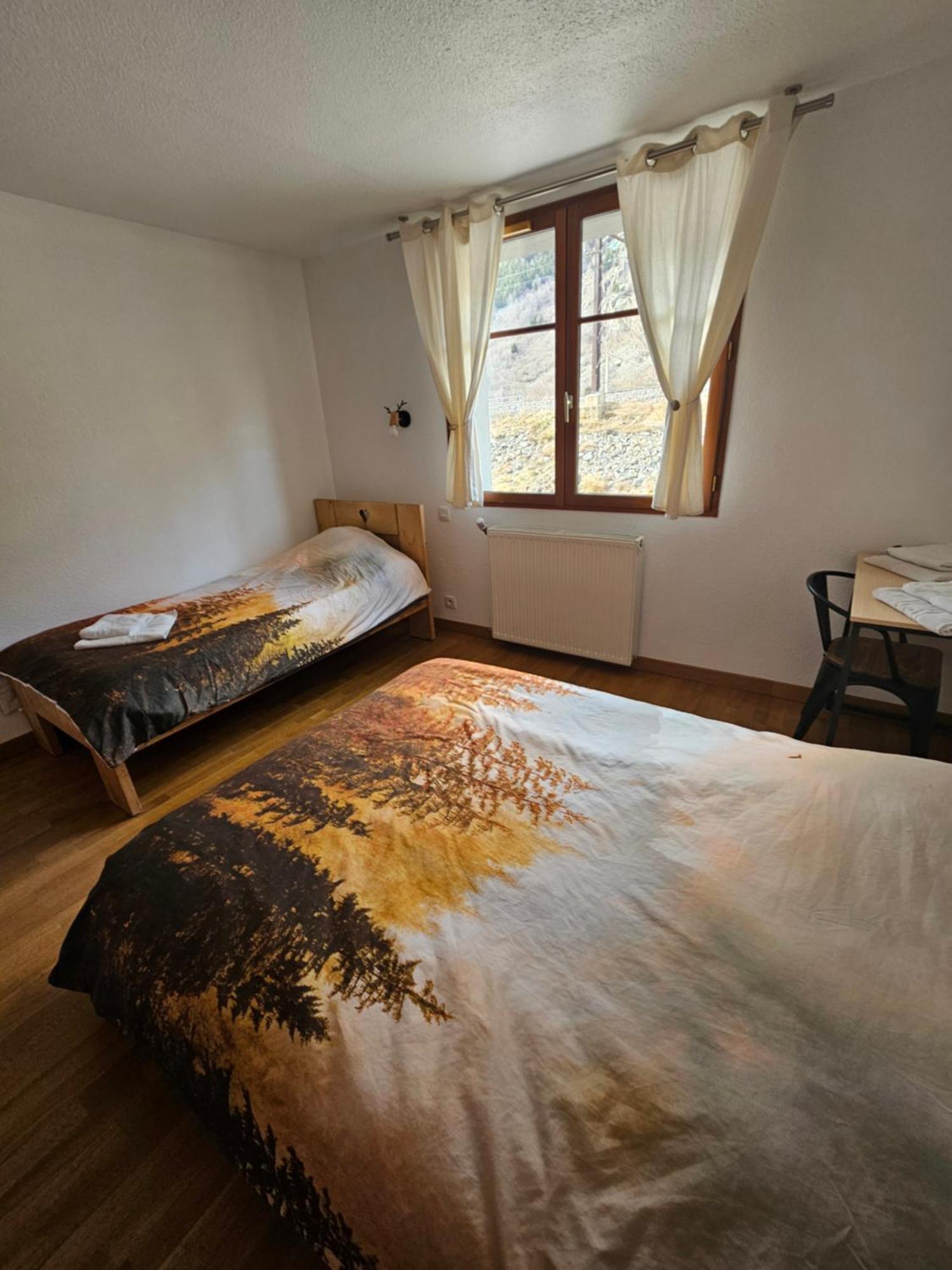 Le Campcardos Hotel Porta Luaran gambar